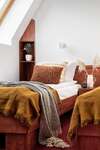 hotel_img
